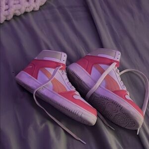 Women's High-Top Sneakers - Pink and White